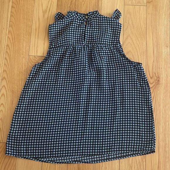 EUC Who What Wear Patterned Ruffle Shell Tank Top - Picture 10 of 10